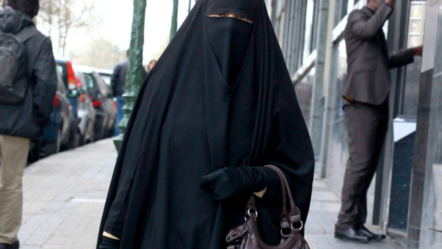 Lleida ratifica la prohibici&oacute;n del burka