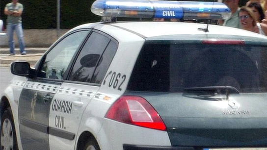 Un coche de la Guardia Civil (Archivo) Un coche de la Guardia Civil (Archivo)