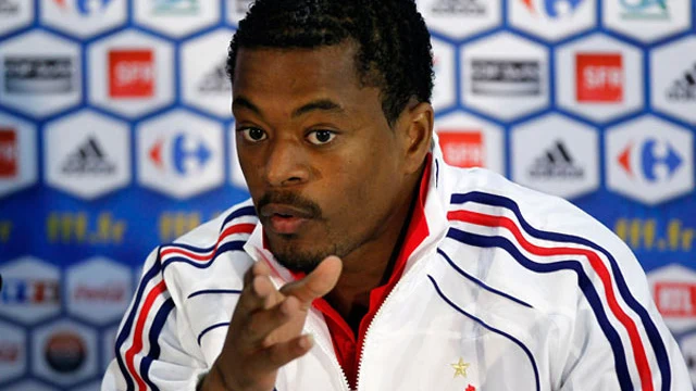 Evra carga contra Domenech Evra carga contra Domenech