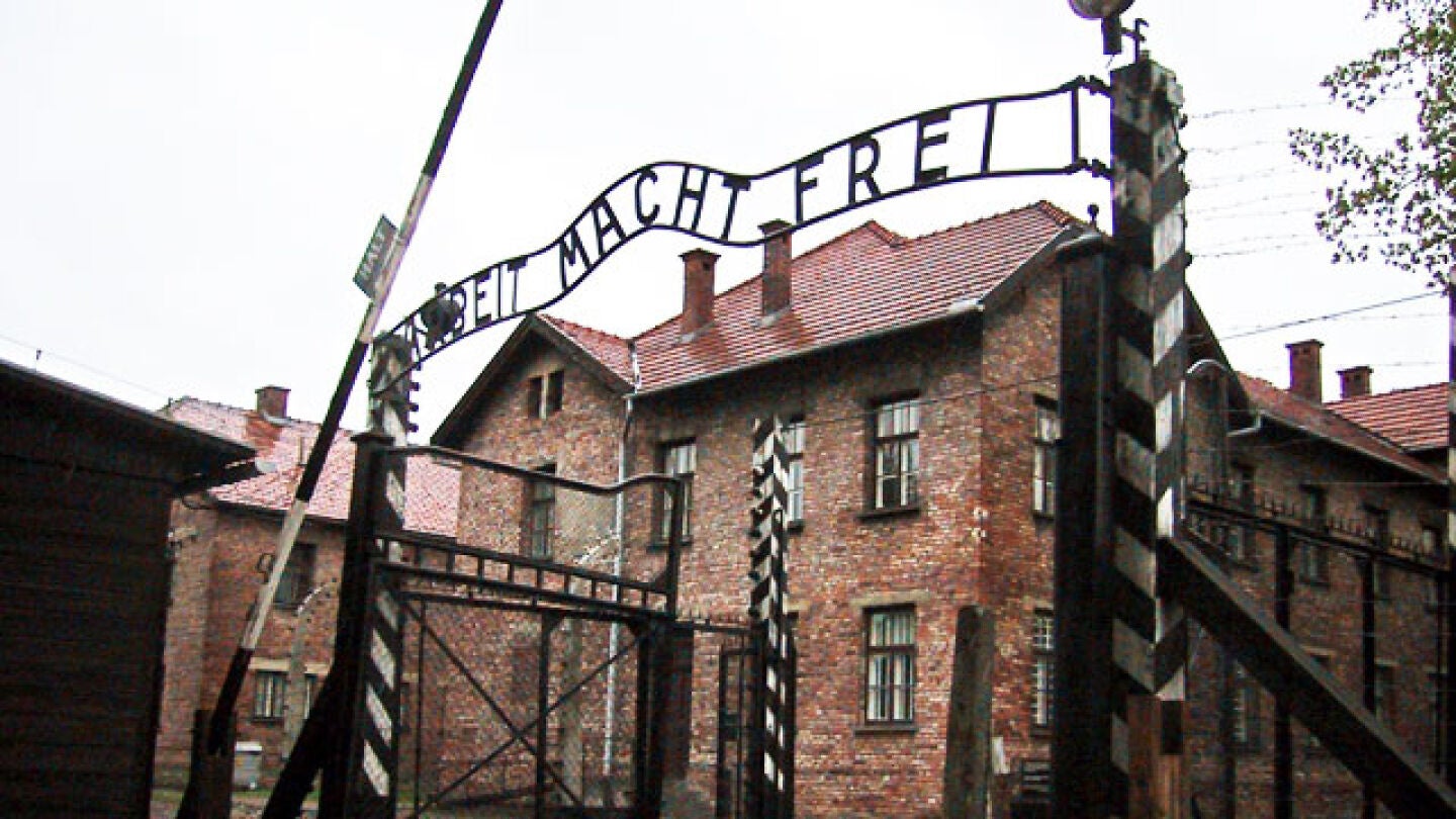 La entrada de Auschwitz