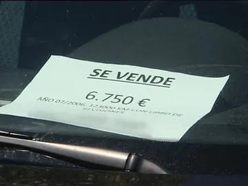 Compra venta de coches de segunda mano en plena vía pública Compra venta de coches de segunda mano en plena vía pública