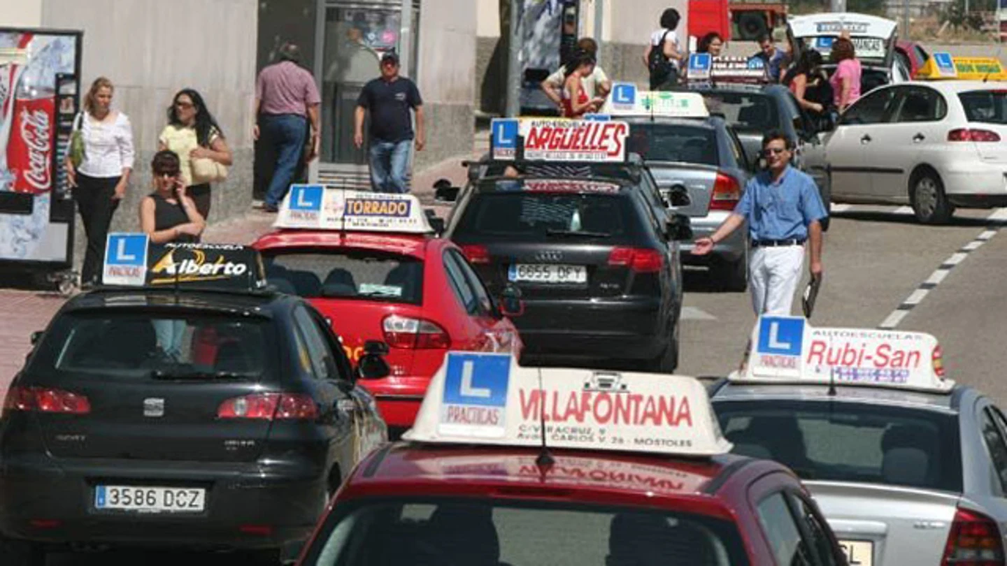 Vehículos de autoescuela Vehículos de autoescuela