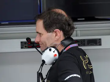 Luis Pérez Sala, feliz con el resultado de sus pilotos Luis Pérez Sala, feliz con el resultado de sus pilotos