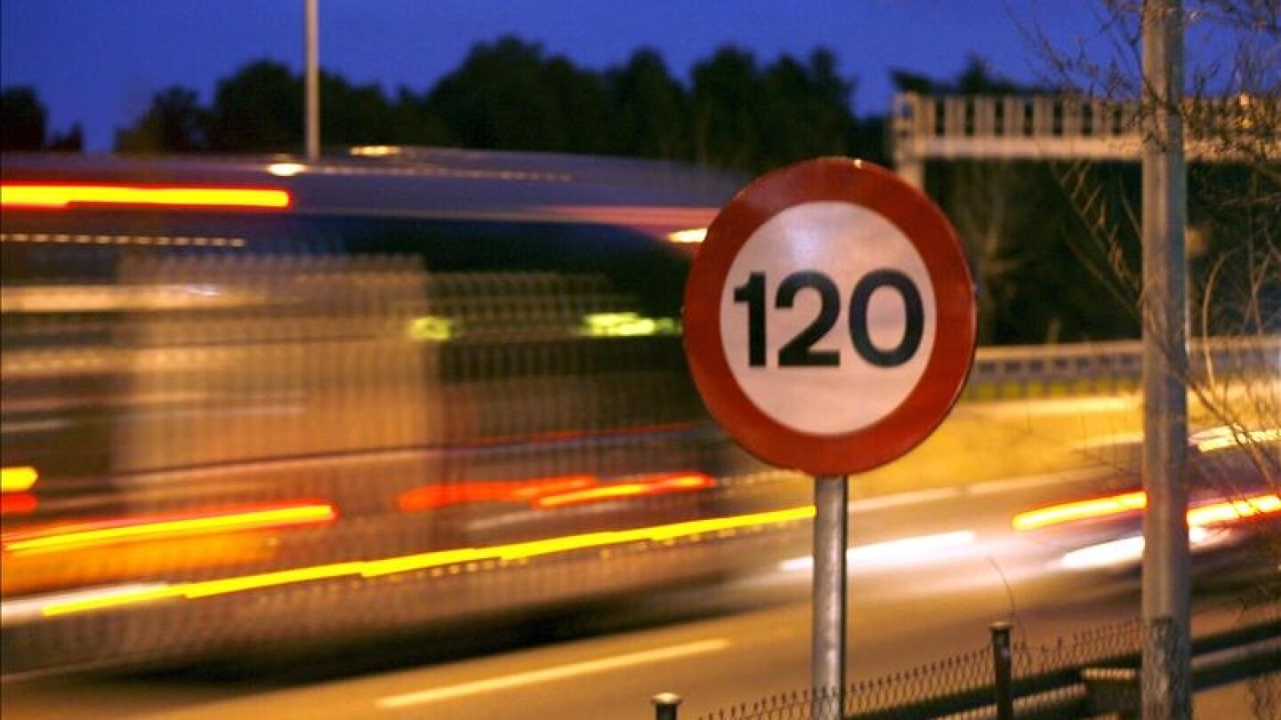 Se&ntilde;al de limitaci&oacute;n de velocidad