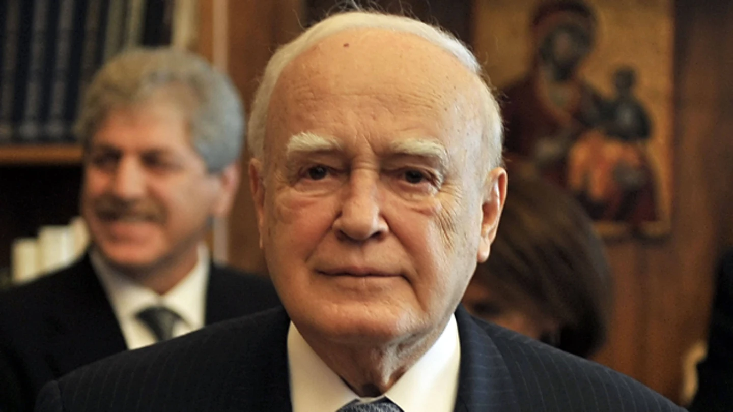 Karolos Papulias, presidente de la República Karolos Papulias, presidente de la República