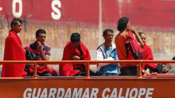 Inmigrantes rescatados por salvamento marítimo