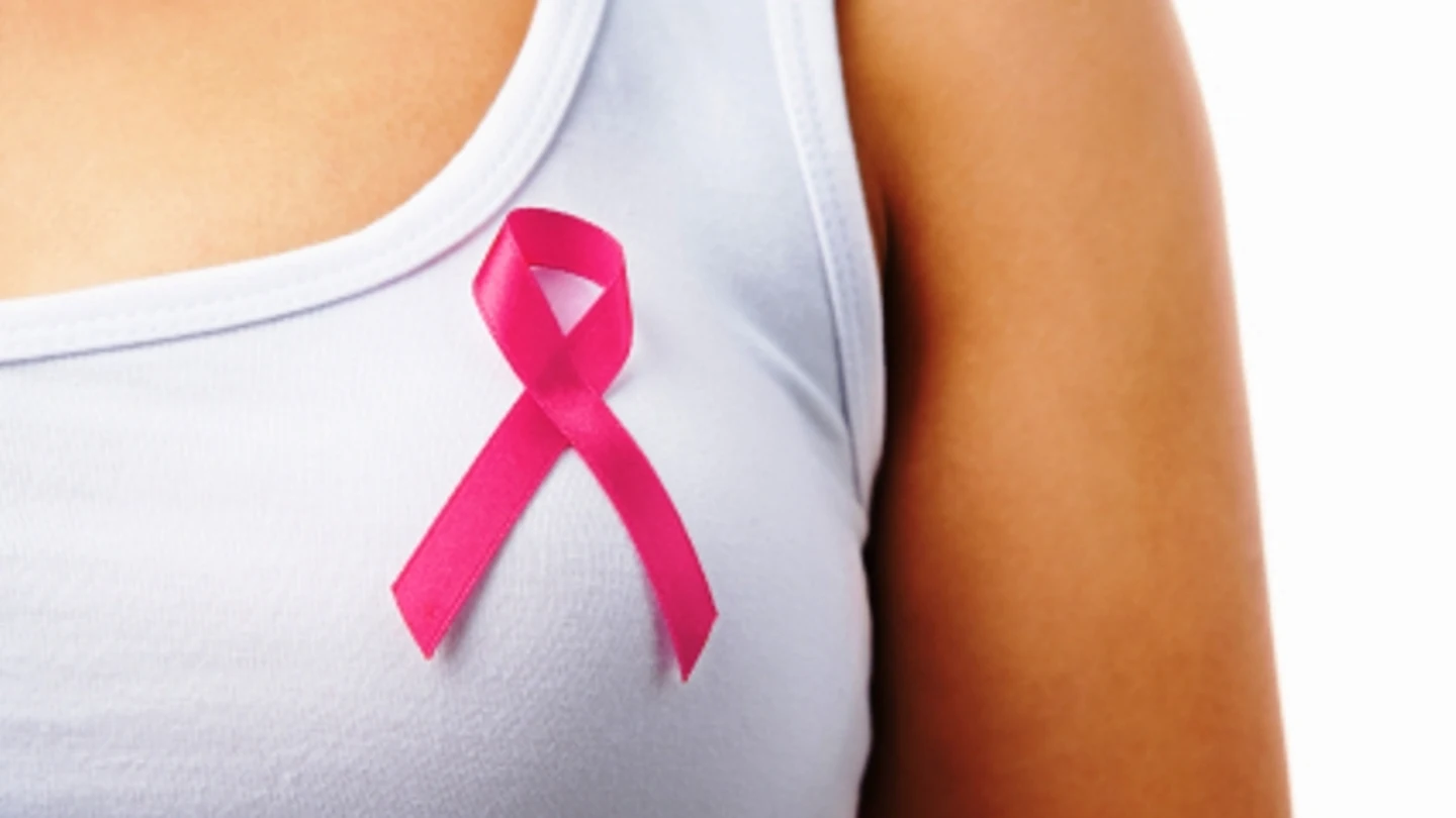 Lazo rosa en apoyo a la lucha contra el cáncer Lazo rosa en apoyo a la lucha contra el cáncer