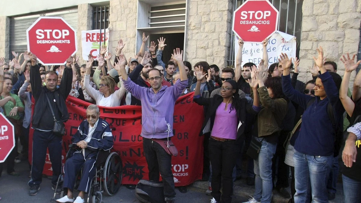 Miembros de la Plataforma 'Stop Desahucios'