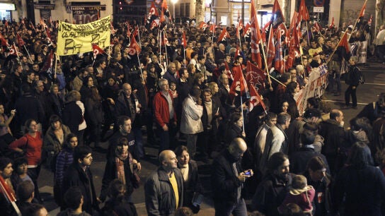 Asistentes a la manifestaci&oacute;n de los sindicatos en Madrid