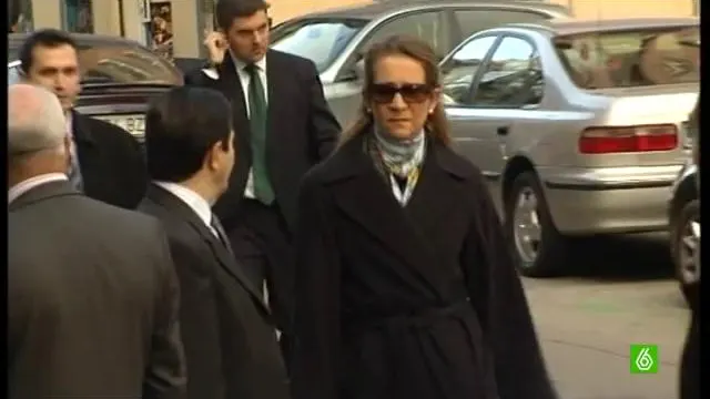 La Infanta Elena visita al rey