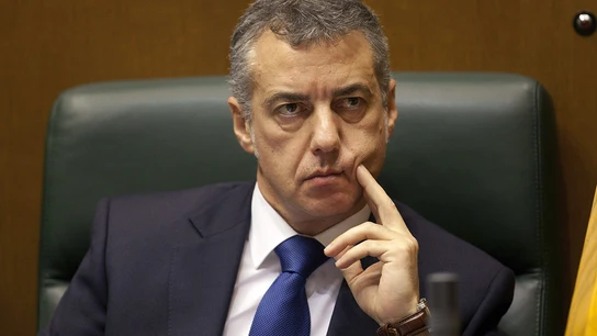 Íñigo Urkullu durante el pleno de investidura. Íñigo Urkullu durante el pleno de investidura.