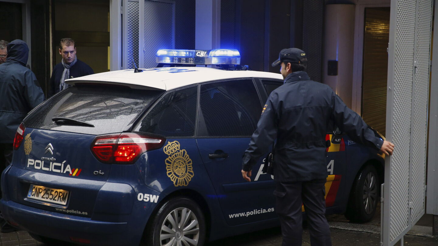 Coche de polic&iacute;a en una imagen de archivo
