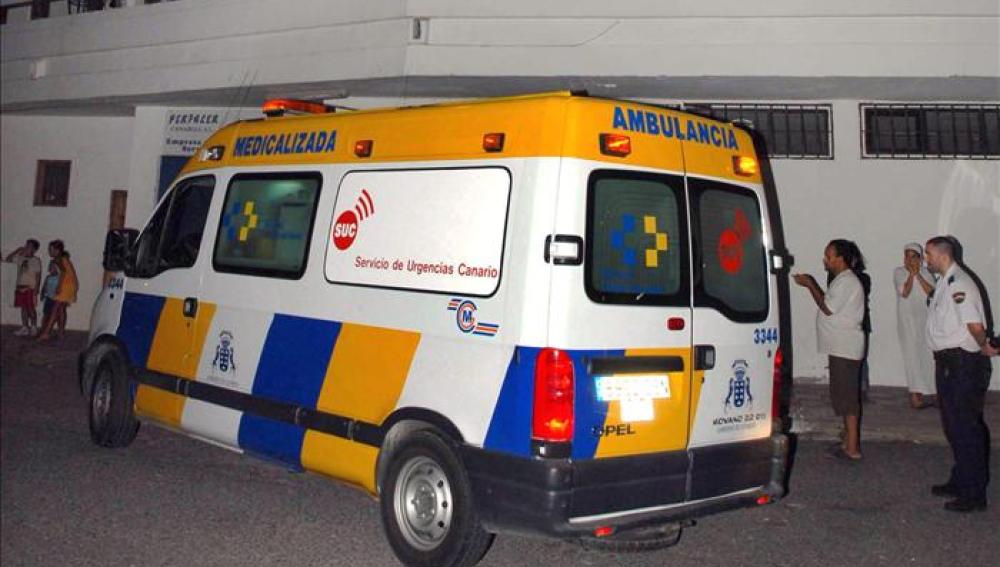 Una ambulancia en Canarias