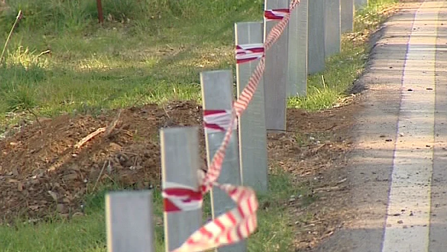 Los guardarraíles, una trampa mortal en la carretera para los motoristas