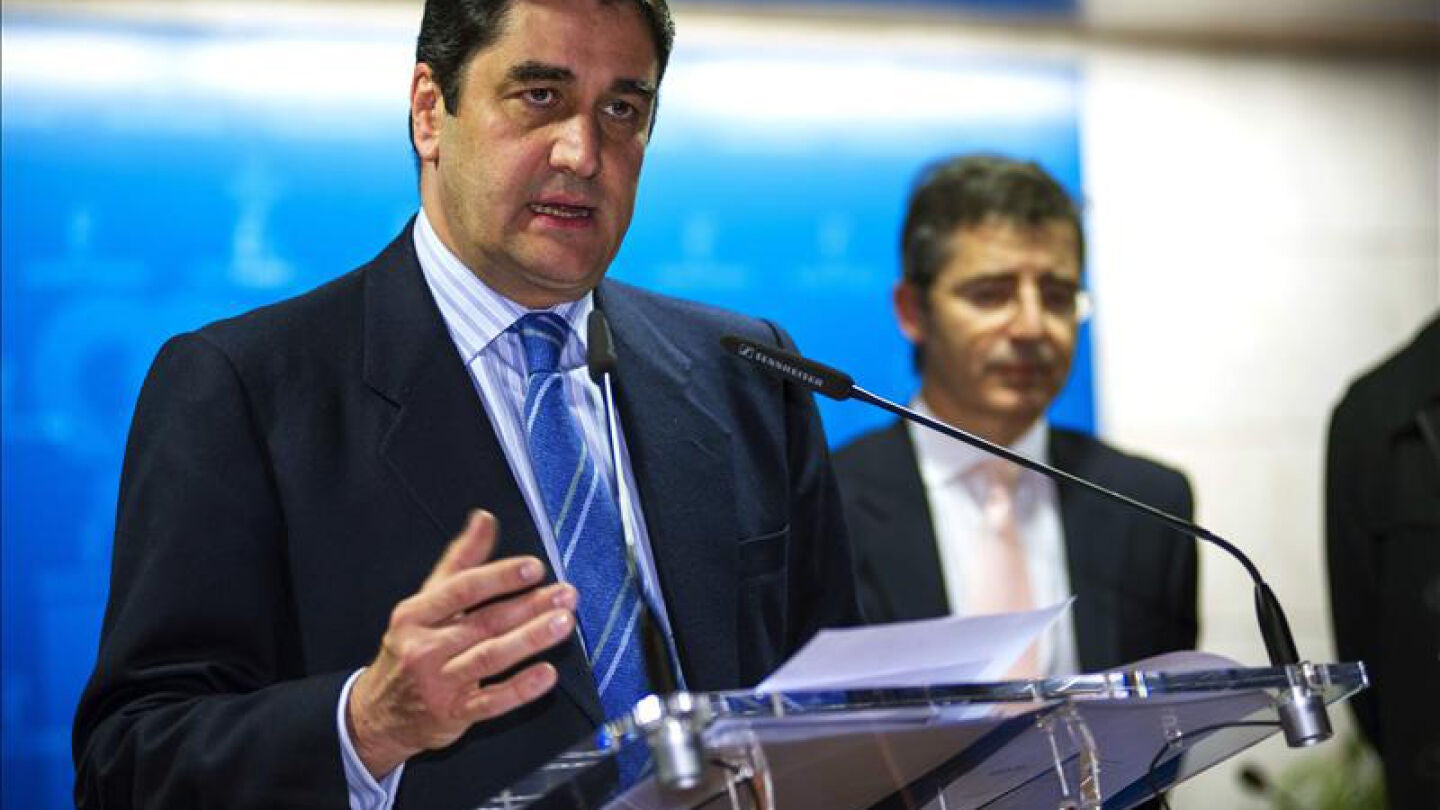 Jos&eacute; Ignacio Ech&aacute;niz, consejero de Sanidad de Castilla la Mancha