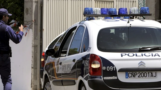 Un coche de la Policía en un suceso Un coche de la Policía en un suceso