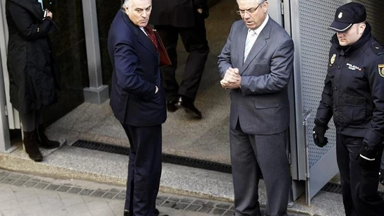 El extesorero del PP, Luis Bárcenas, a su llegada a la Audiencia Nacional El extesorero del PP, Luis Bárcenas, a su llegada a la Audiencia Nacional