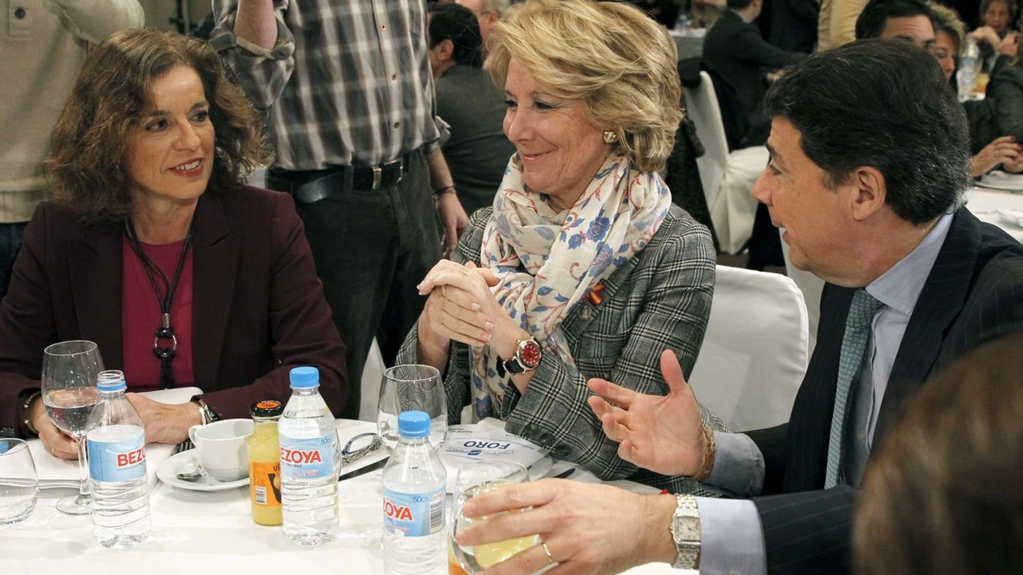 Ana Botella junto a la presidenta del PP de Madrid, Esperanza Aguirre Ana Botella junto a la presidenta del PP de Madrid, Esperanza Aguirre