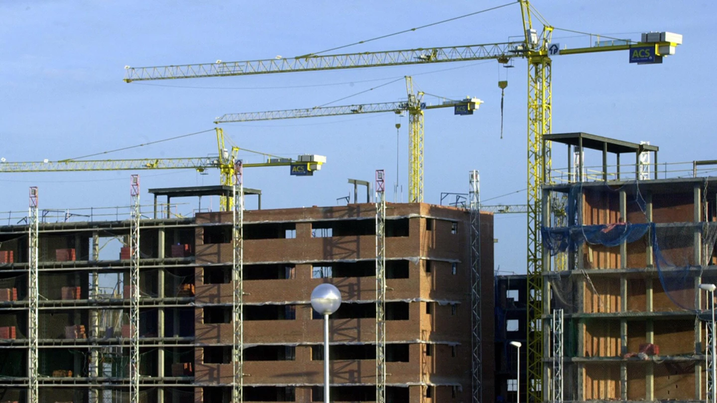 Bloques de viviendas en construcción. Bloques de viviendas en construcción.