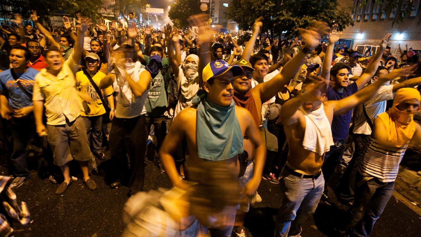 La oposici&oacute;n venezolana exige un recuento total de los votos