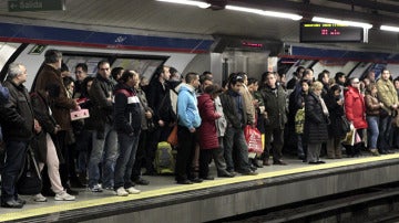 Estación de Sol en un día de huelga de metro