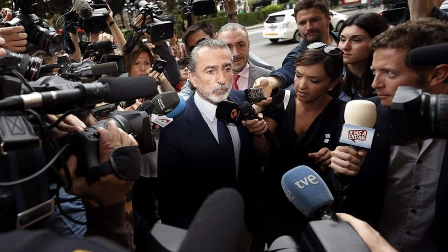 Francisco Correa a su llegada al Palacio de Justicia de Valencia Francisco Correa a su llegada al Palacio de Justicia de Valencia