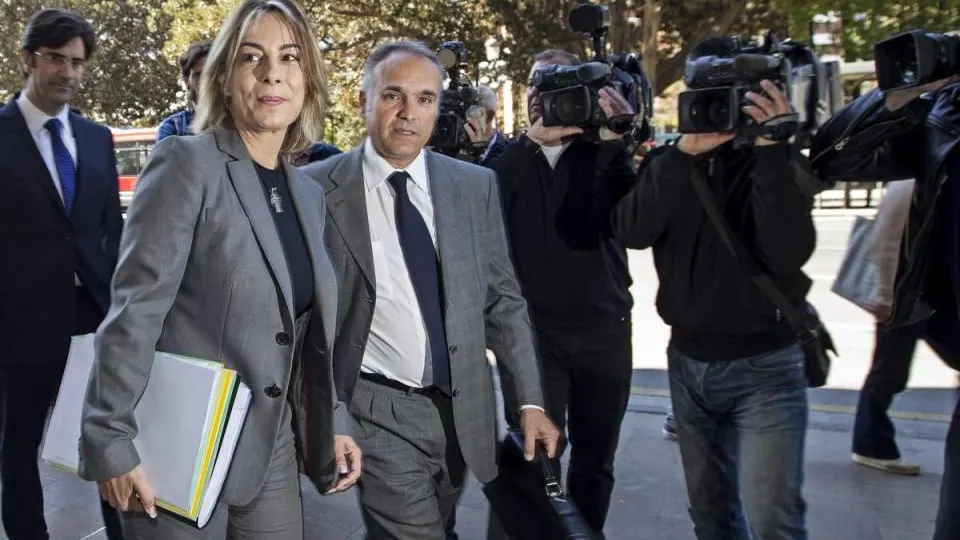 Sonia Castedo, alcaldesa de Alicante y su abogado