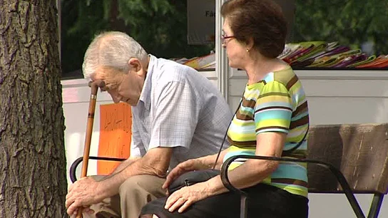 Dos personas jubiladas Dos personas jubiladas