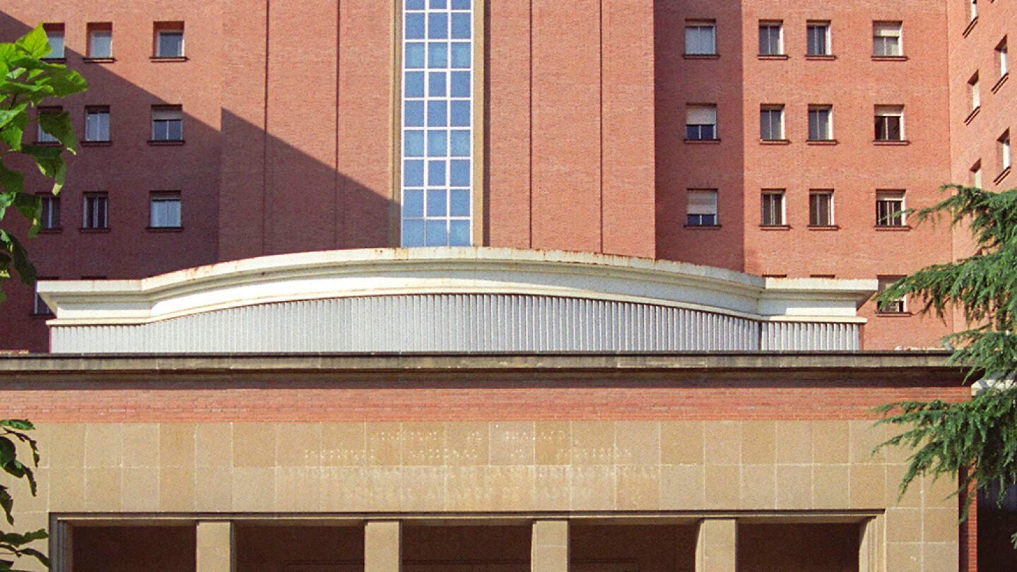 Fotograf&iacute;a de archivo de la fachada del hospital Josep Trueta de Girona.