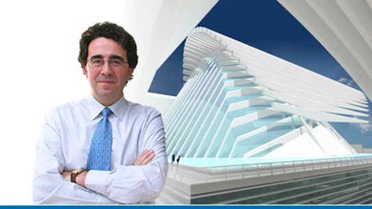 Santiago Calatrava junto a la imagen prototipo del Palacio de Congresos de Oviedo Santiago Calatrava junto a la imagen prototipo del Palacio de Congresos de Oviedo
