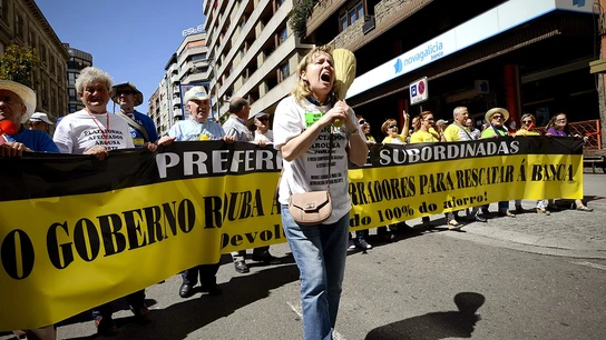 Afectados por las participaciones preferentes y subordinadas de Novagalicia Banco Afectados por las participaciones preferentes y subordinadas de Novagalicia Banco