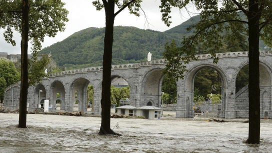 Inundaci&oacute;n en Lourdes, Francia.