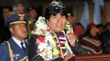 Evo Morales a su llegada al aeropuerto de El Alto en La Paz
