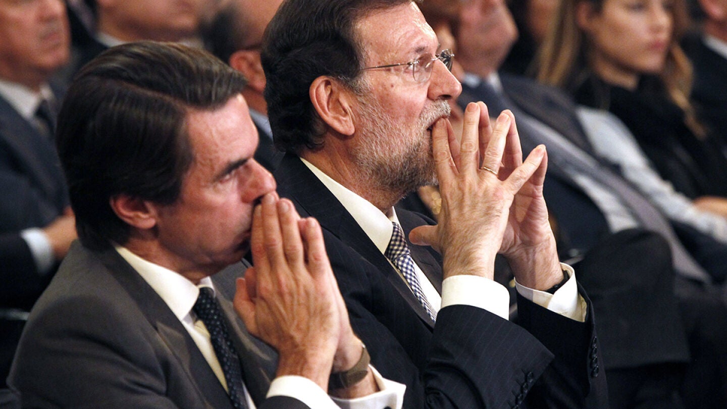 Aznar y Rajoy durante la entrega del Premio FAES a la Libertad
