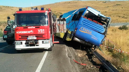 Imagen del autobus accidentado en Ávila Imagen del autobus accidentado en Ávila
