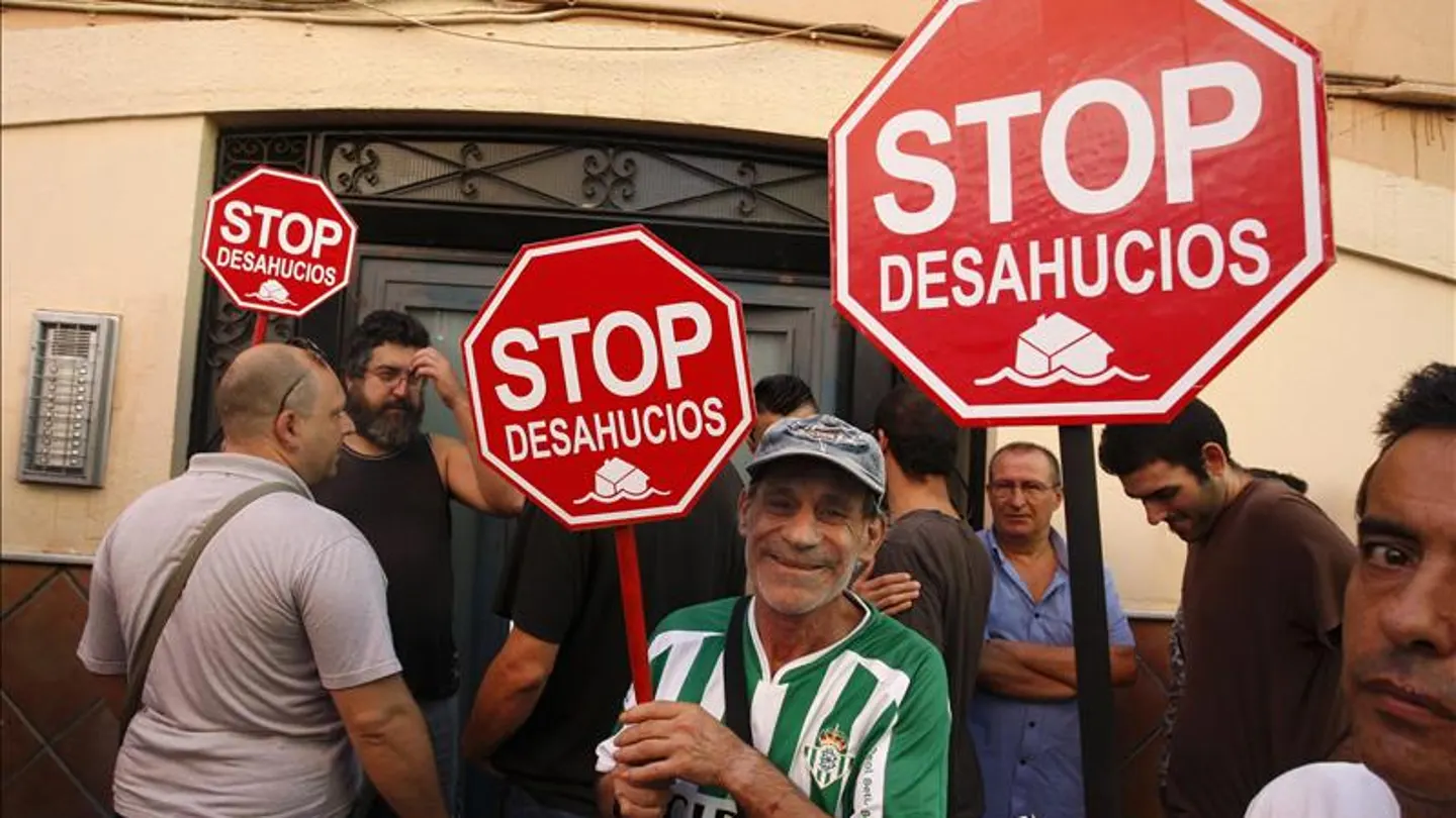 Concentración ciudadana contra un desahucio Concentración ciudadana contra un desahucio