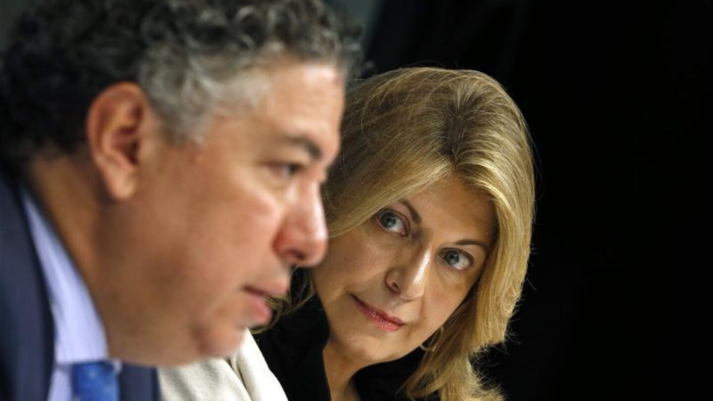 Los secretarios de Estado de Empleo, Engracia Hidalgo y de Seguridad Social, Tom&aacute;s Burgos