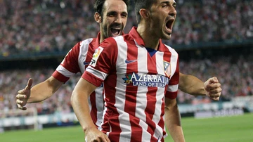 David Villa celebra un gol con el Atlético
