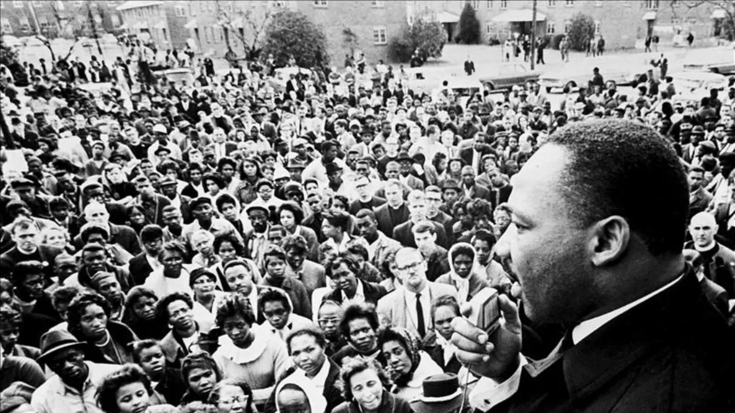 Martin Luther King durante un discurso Martin Luther King durante un discurso
