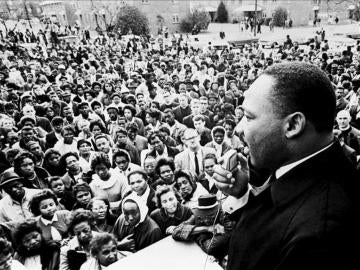 Martin Luther King durante un discurso Martin Luther King durante un discurso