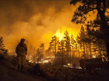 Incendio en el parque nacional de Yosemite Incendio en el parque nacional de Yosemite