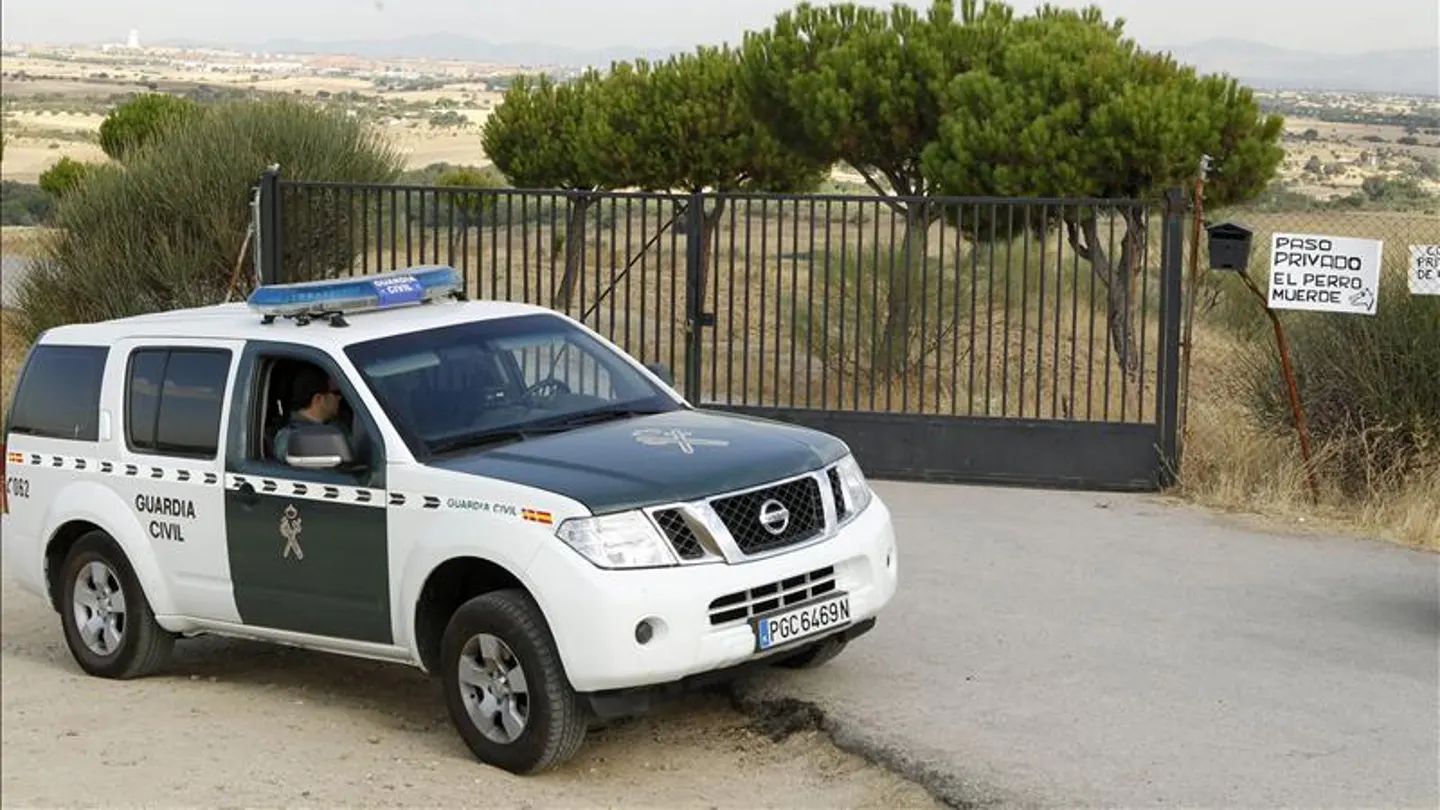 Imagen de un coche de la Guardia Civil en Madrid. Imagen de un coche de la Guardia Civil en Madrid.