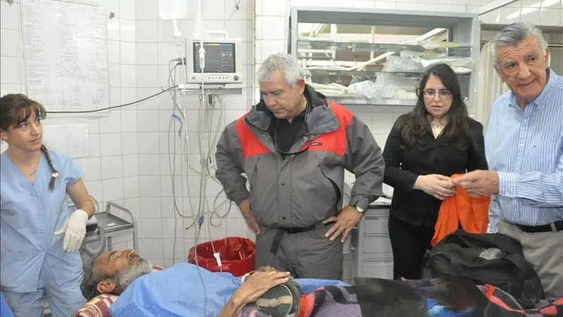 Raúl Fernando Gómez Cincunegui, junto al gobernador de San Juan , José Luís Gioja