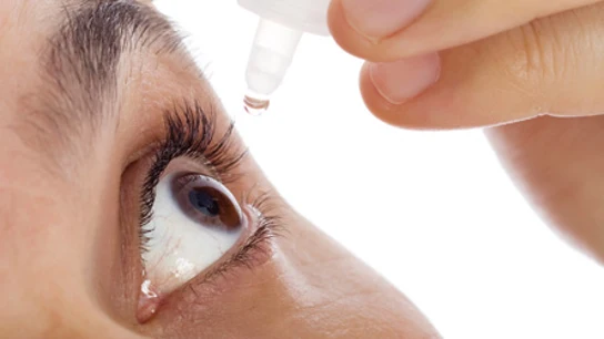 Colirio para evitar los ojos secos Colirio para evitar los ojos secos