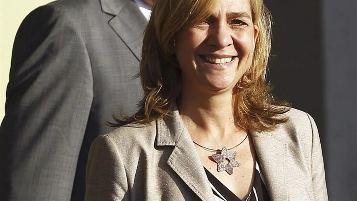 Infanta Cristina a la salida del hospital Infanta Cristina a la salida del hospital