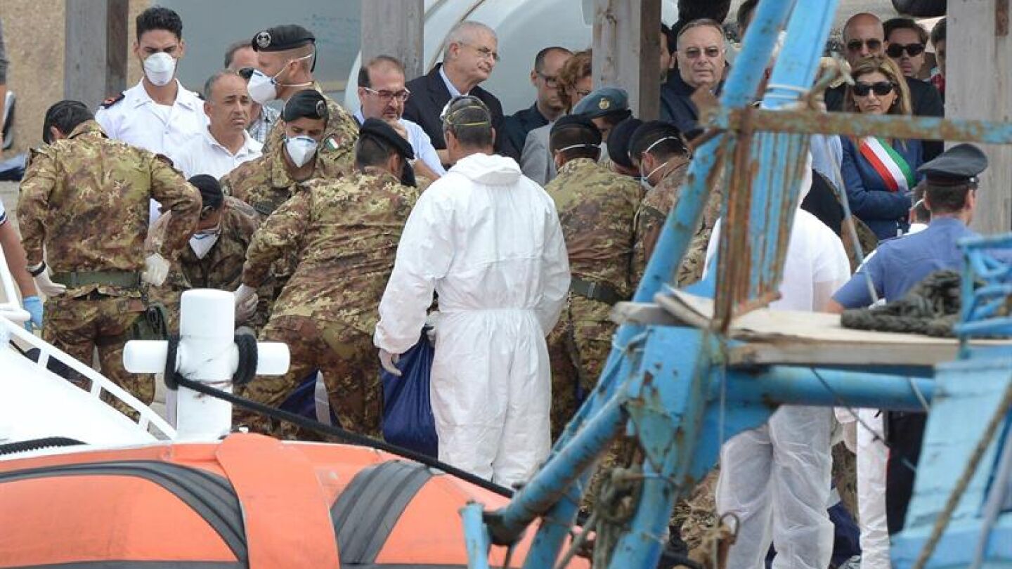 Hallan 111 cad&aacute;veres m&aacute;s en Lampedusa