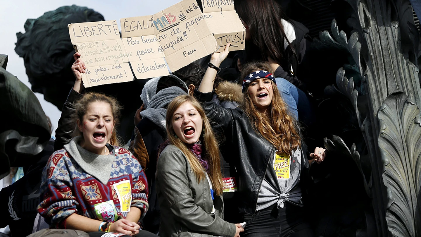 París concluye que la expulsión de la alumna kosovar estaba justificada París concluye que la expulsión de la alumna kosovar estaba justificada