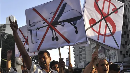 Varias personas protestan por el uso de drones por EEUU Varias personas protestan por el uso de drones por EEUU