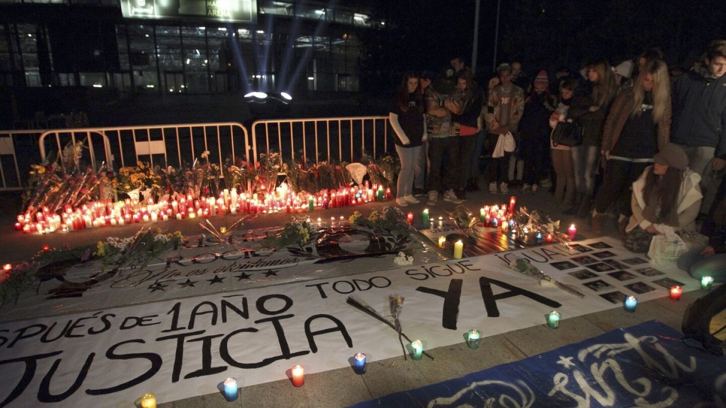 Vigilia homenaje a las v&iacute;ctimas del Madrid Arena