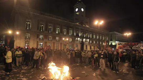 Trabajadores de jardinería y limpieza viaria en Madrid capital durante la manifestación en la Puerta del Sol Trabajadores de jardinería y limpieza viaria en Madrid capital durante la manifestación en la Puerta del Sol